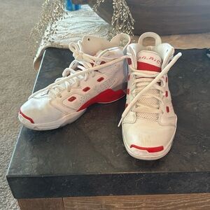 Nike 6-17-23 size 7Y